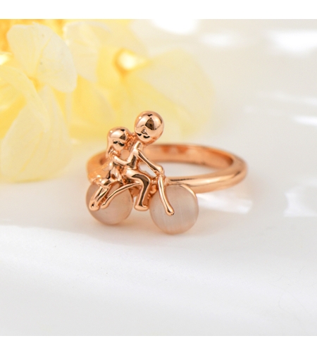 Пръстен розово позлатяване колоездачи | Колекция Rose Gold | Бижута Invoke.bg