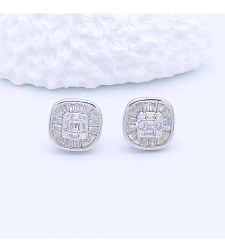 СРЕБЪРНИ ОБЕЦИ ПО УХОТО С ЦИРКОНИ - 2700000067666