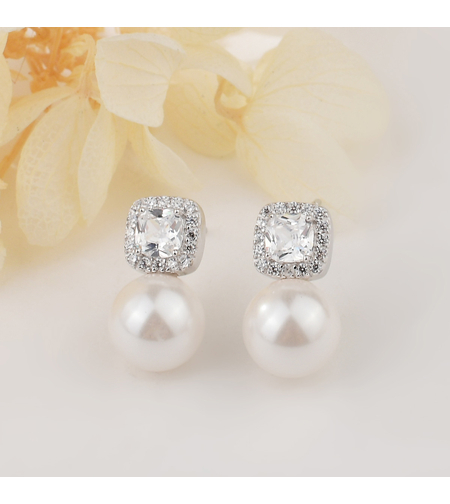 Ежедневни сребърни обеци с перли | колекция Delicate Silver | Бижута Invoke.bg