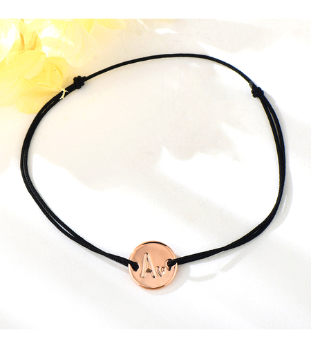 Bracelet Black Thread Be Simple and Unique