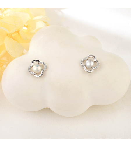 Сребърни обеци с перли | колекция Delicate Silver | Бижута Invoke.bg