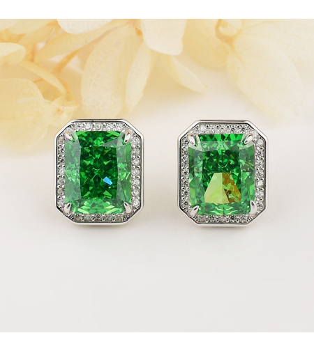 GREEN RECTANGULAR CRUSHED ICE EARRINGS