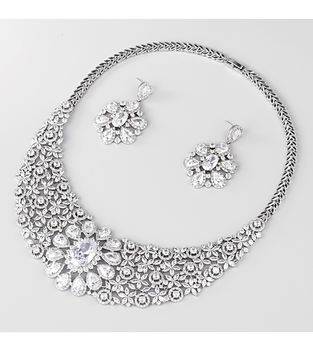 Комплект бяло позлатяване кристални цветя | Колекция Luxury Secret | Бижута Invoke.bg