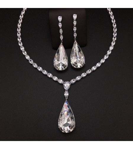 Комплект бяло позлатяване 18К с кристали Swarovski | Колекция Luxury Secret | Бижута Invoke.bg