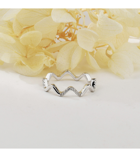 Сребърен пръстен вълнообразна халка | колекция Delicate Silver | Бижута Invoke.bg