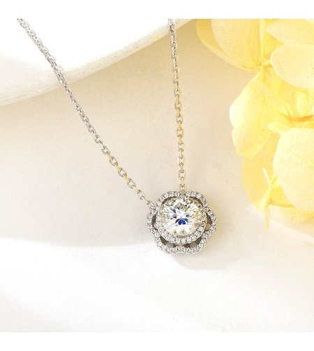 Сребърно колие Слънце | Колекция Мойсанит | Бижута Invoke.bg