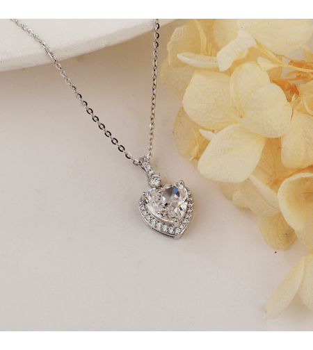 CRYSTAL HEART CRUSHED ICE NECKLACE