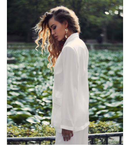 WHITE PEARL SATIN BLAZER