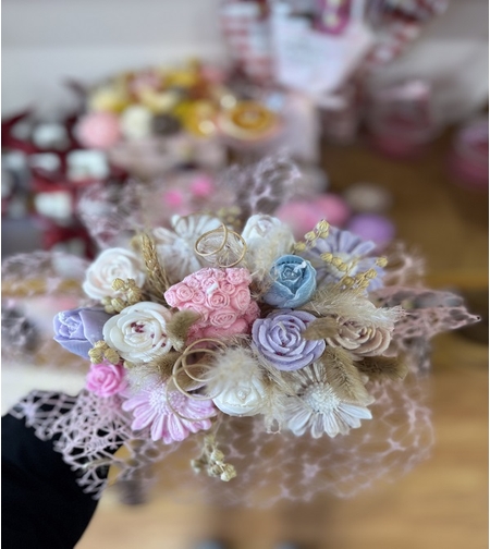 Аранжиран букет от ароматни свещи