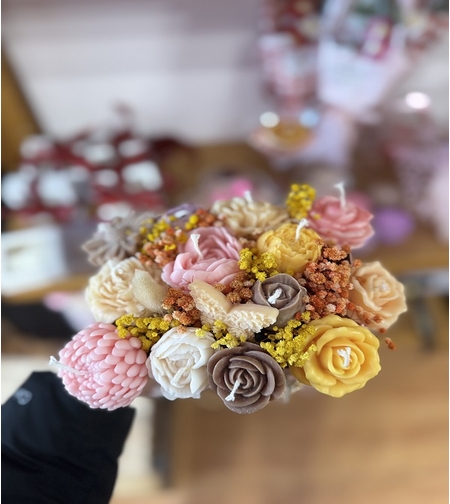 Аранжиран букет от ароматни свещи