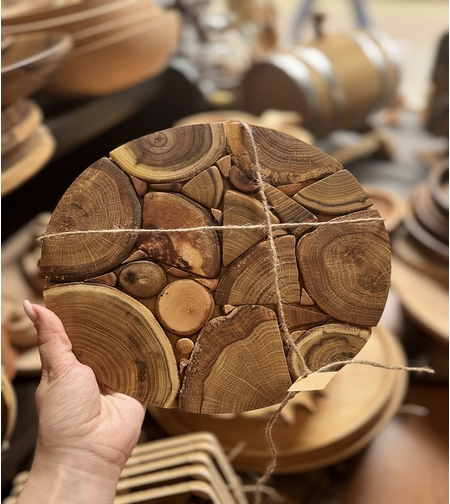 Подложка с дървена мозайка