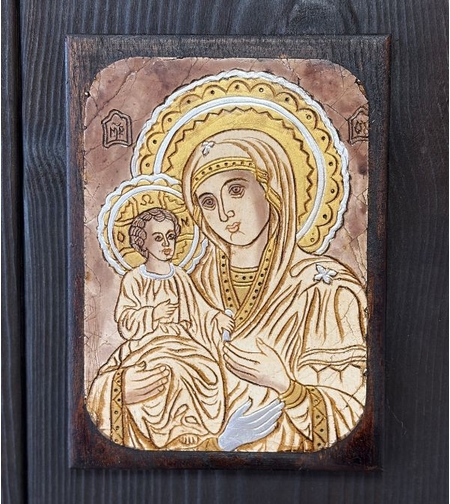 Релефна икона Св. Богородица с Младенеца – класически златист стил