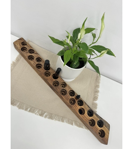 Дървена поставка за етерични масла 20 гнезда