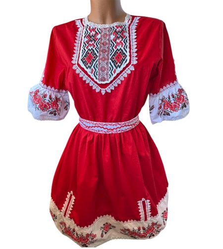 рокля с етно мотиви 50