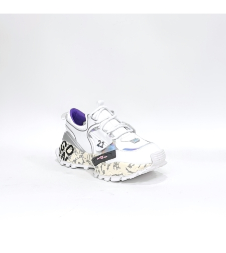 Women's sneakers made of natural leather with anatomical insole in white /73191