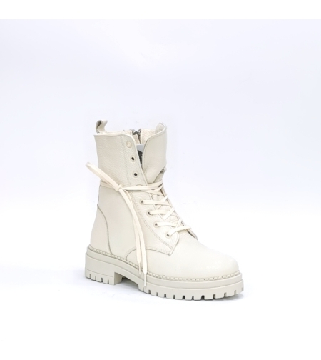 Women's casual boots made of natural leather in beige color/74074