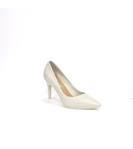 Women's elegant shoes made of natural leather in beige /78501