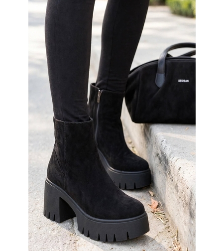 Women's elegant ankle boots / genuine leather / 720-29 / black
