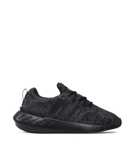 Дамски Маратонки ADIDAS Swift Run 22
