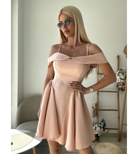 Рокля праскова