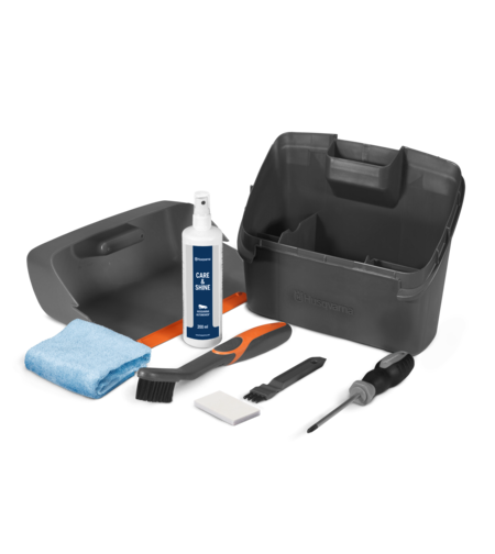 Cleaning and maintenance kit