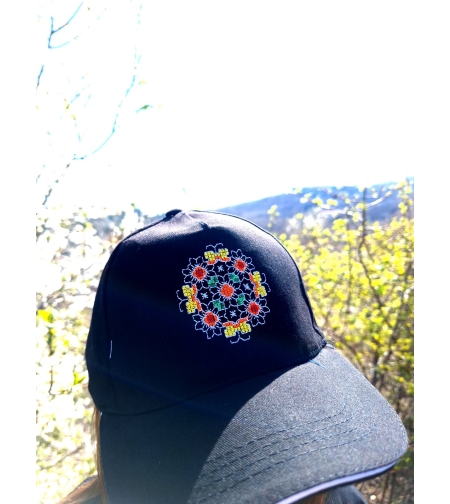 Шапка Пеперуда