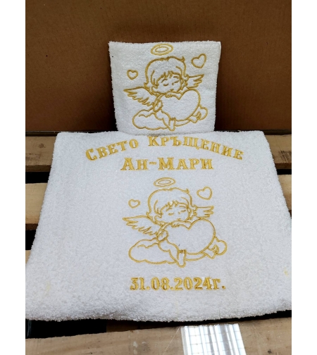 Хавлиена кърпа Ангелче със сърца