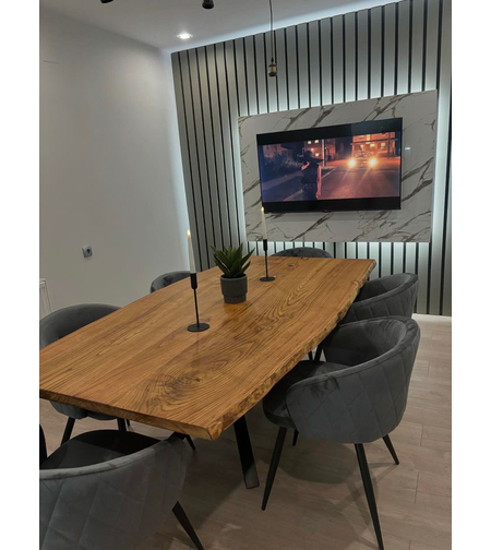 Трапезна маса Clarissa