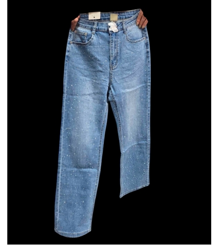 ДЪНКИ С КАМЪНИ