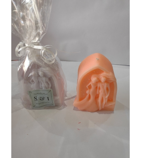 Младоженци