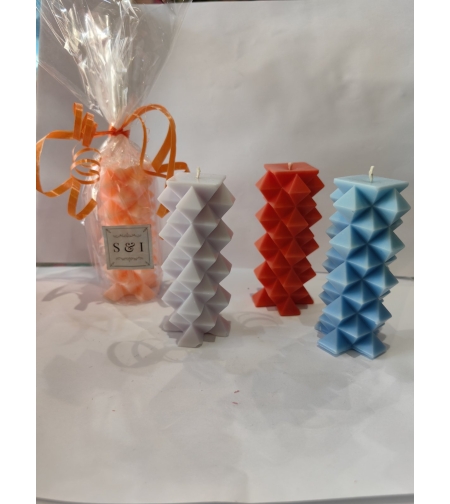 3D кубична пирамида