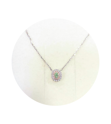 0.22 ct Green diamond necklace