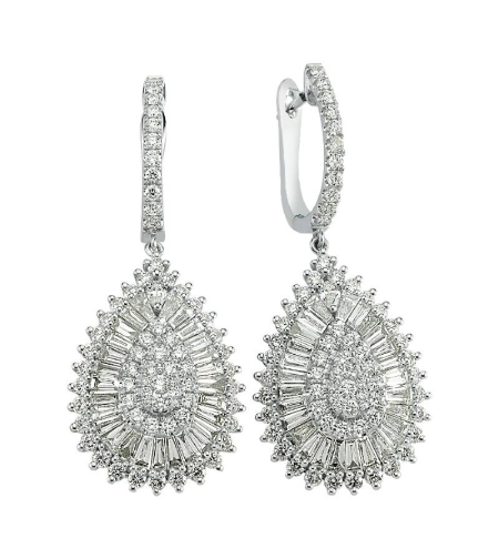 3.72 ct Diamond earrings