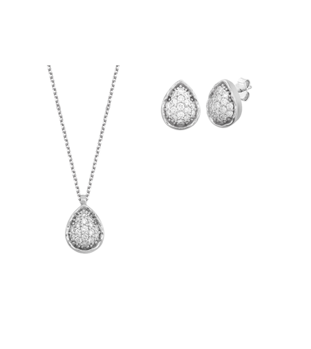 0.52 ct Set with diamonds