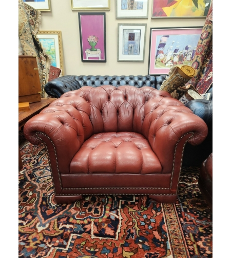 Фотьойл тип Chesterfield бледо-червен цвят
