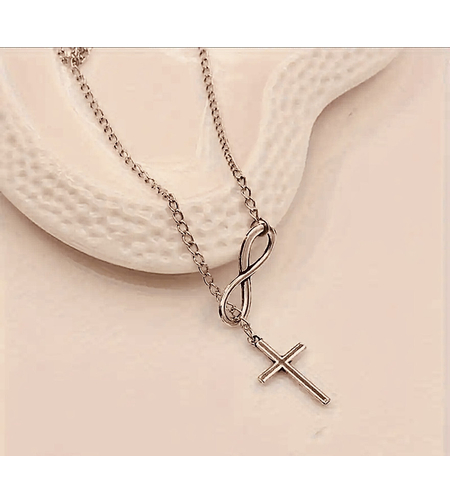 Колие Forever cross