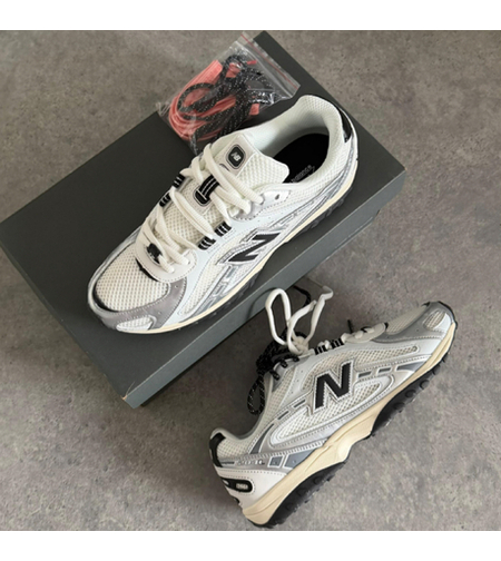 New Balance 204L Silver Metallic