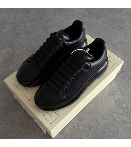 Mcqueen Black & Black “Şeffaf” Premium