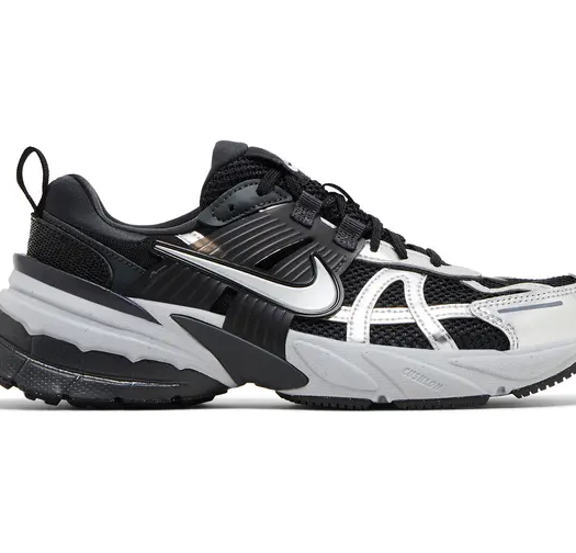 Nike V2K Run “Black & White”