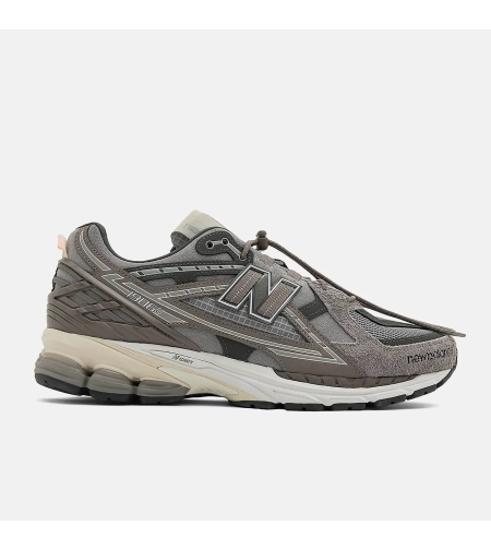INVINCIBLE x N.HOOLYWOOD x New Balance M1906NIH “Grey Titan”