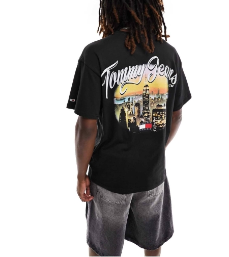 Tommy Jeans Sunset Skyline Graphic T-Shirt – Black
