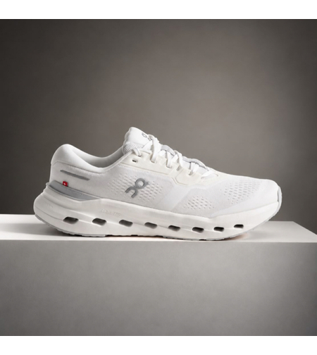 On Cloudrunner 3 