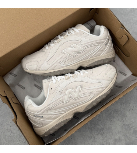 New Balance 204L Cream