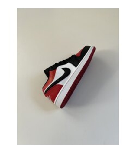 Nike Air Jordan 1 Low Bred Toe