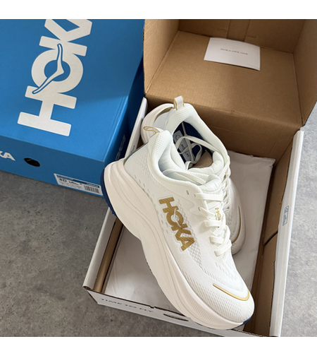 HOKA Skyflow Frost - Gold