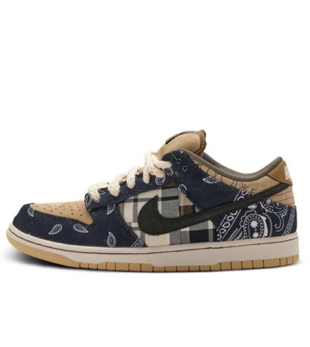 SB Dunk Low Travis Scott