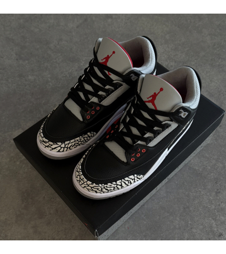 Nike Air Jordan 3 Retro