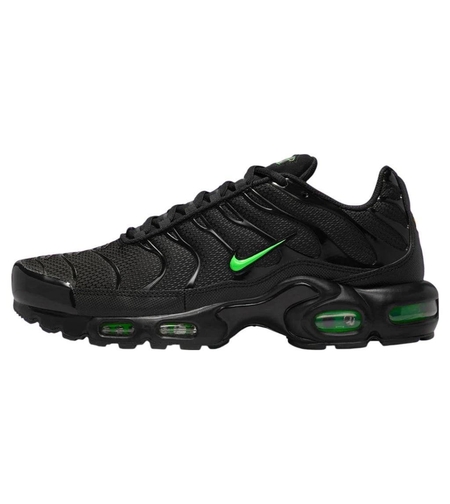 Nike Air Max Plus Tn “Black Green Strike”