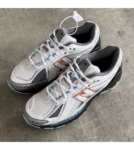 New Balance 1906r 