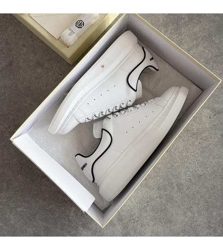 Mcqueen “White & Black” Premium